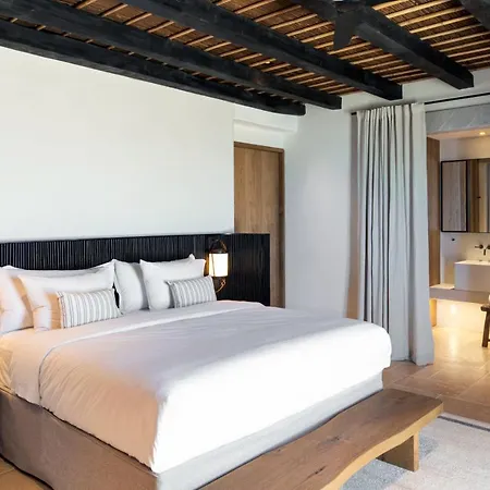 Kalesma Mykonos 5* אורנוס