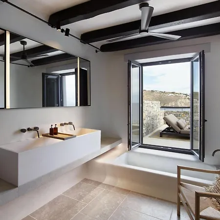 Kalesma Mykonos מלון 5*
