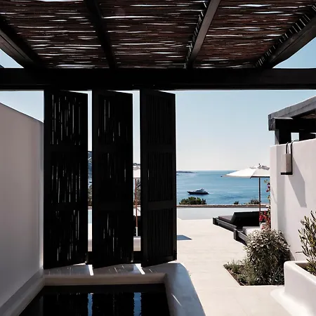 Kalesma Mykonos אורנוס